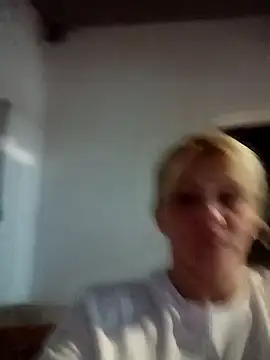 Nicolle Milf online show from 12-22-24, 02:28