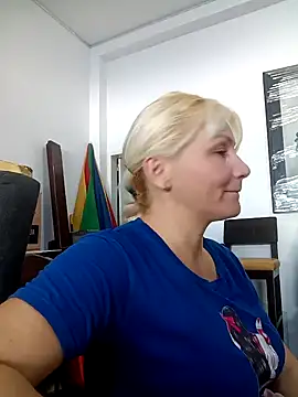 Nicolle Milf online show from 12-30-24, 09:19