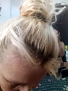 Nicolle Milf online show from 09-22-25, 06:43