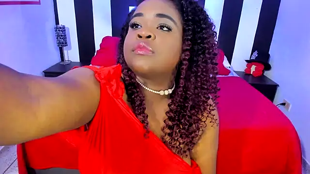 Snapshot of YeminaLeman chatting on 10-02-25, 06:09 YeminaLeman online show from 10-02-25, 06:09