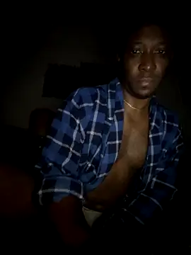 Snapshot of KingB8r chatting on 10-17-25, 11:35 KingB8r online show from 10-17-25, 11:35