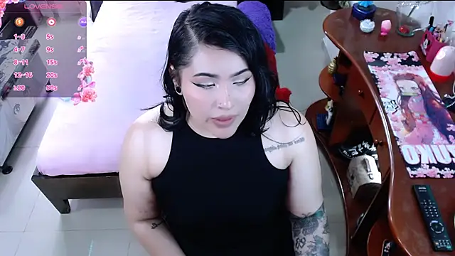 lufek23 online show from 12-15-24, 04:15