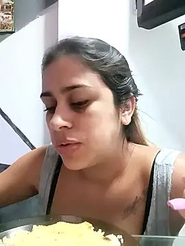 Snapshot of Latina_sexy1 chatting on 02-15-25, 06:33 Latina sexy1 online show from 02-15-25, 06:33