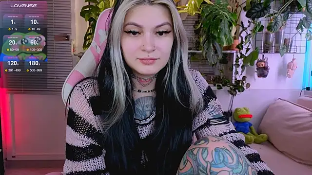 jelya sg online show from 12-17-25, 12:44