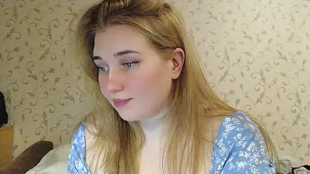 mmmPinUpGirl online show from 12-17-24, 10:11