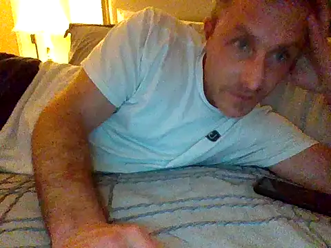 Snapshot of blakeypoo83 chatting on 03-11-25, 11:01 blakeypoo83 online show from 03-11-25, 11:01