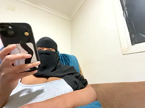 Submissive Arab online show from 01-16-26, 05:50