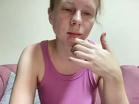 Snapshot of SweetLucy96 chatting on 09-08-25, 06:51 SweetLucy96 online show from 09-08-25, 06:51