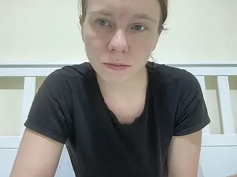 Snapshot of SweetLucy96 chatting on 11-12-25, 11:10 SweetLucy96 online show from 11-12-25, 11:10