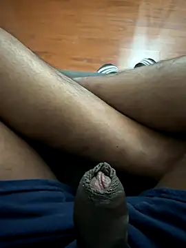 Snapshot of Pavan921 chatting on 11-12-25, 04:57 Pavan921 online show from 11-12-25, 04:57