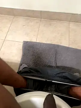 Snapshot of Pavan921 chatting on 11-27-25, 08:55 Pavan921 online show from 11-27-25, 08:55