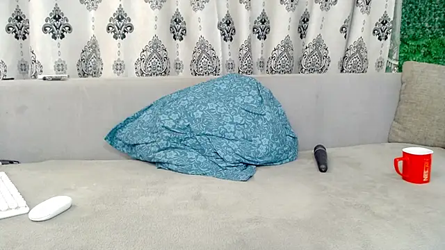 sweetdaiana23 online show from 02-03-26, 01:37