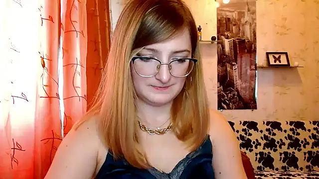 Snapshot of Arielsssplash chatting on 02-26-25, 11:20 Arielsssplash online show from 02-26-25, 11:20