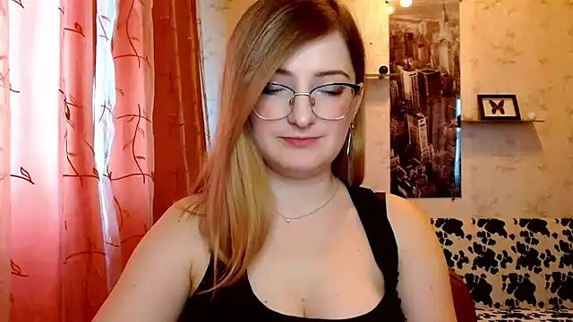 Snapshot of Arielsssplash chatting on 02-27-25, 08:06 Arielsssplash online show from 02-27-25, 08:06