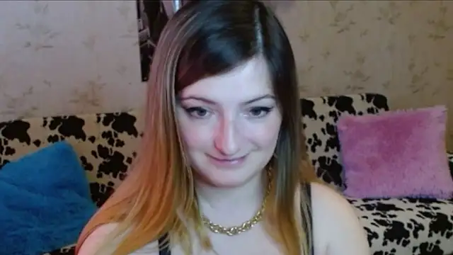 Snapshot of Arielsssplash chatting on 09-17-25, 06:48 Arielsssplash online show from 09-17-25, 06:48