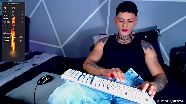 danilohot 19 online show from 09-14-25, 04:55