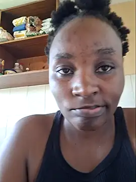 Snapshot of Samia_Queen chatting on 12-31-24, 12:25 Samia Queen online show from 12-31-24, 12:25