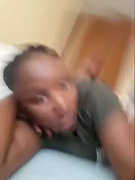 Snapshot of Samia_Queen chatting on 03-22-25, 09:34 Samia Queen online show from 03-22-25, 09:34