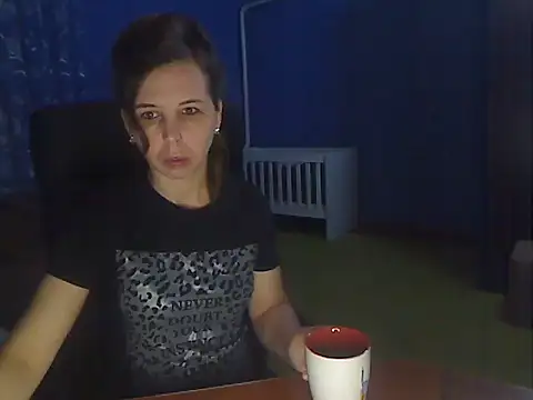 loveis007 online show from 11-23-25, 03:39