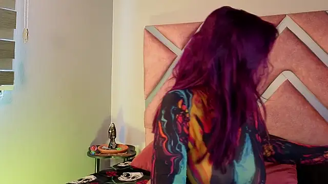  kelly hous36 online show from 11-12-25, 12:49