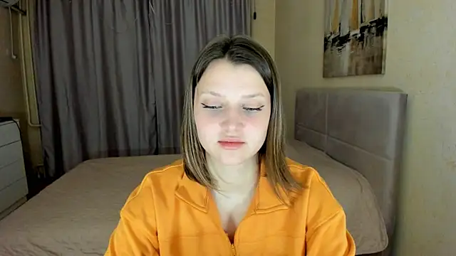 SoniNesti online show from 10-18-25, 03:13