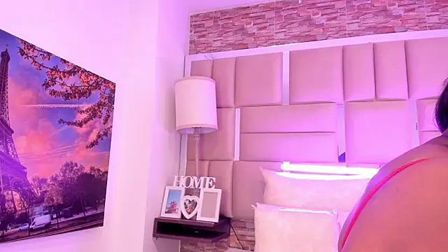 ShaniaBrownn online show from 02-14-26, 12:35