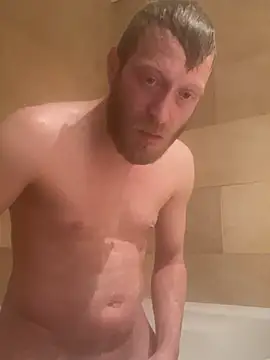 Snapshot of rippedbritish chatting on 03-10-25, 08:45 rippedbritish online show from 03-10-25, 08:45