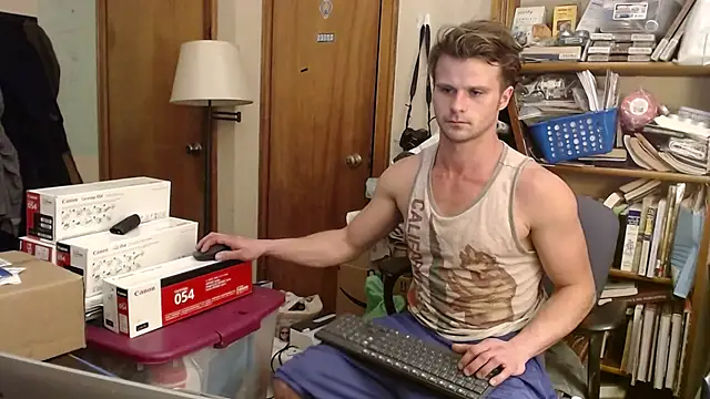 slapsmacks online show from 12-23-24, 07:38