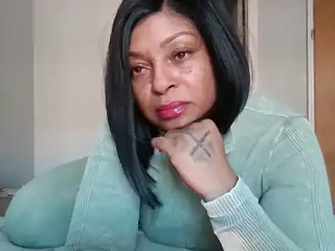 MSweetLindaParks online show from 12-12-24, 05:48