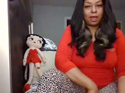 MSweetLindaParks online show from 02-03-25, 10:36