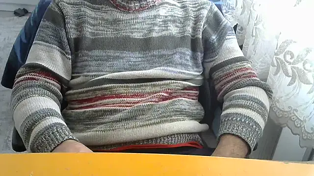 Snapshot of crazybaby5461 chatting on 02-11-26, 08:52 crazybaby5461 online show from 02-11-26, 08:52