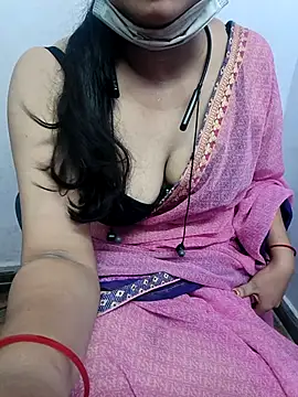 Snapshot of sangeetha4bide chatting on 09-29-25, 07:13 sangeetha4bide online show from 09-29-25, 07:13