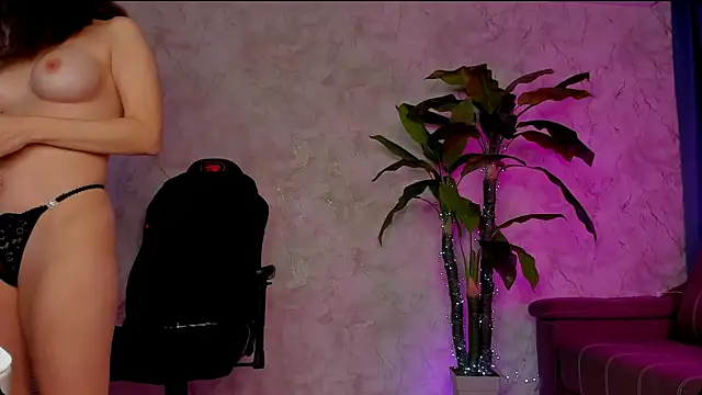 Emma7 online show from 02-26-25, 04:25