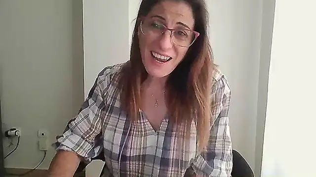 Sanada hot online show from 10-27-25, 09:02