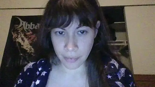 Snapshot of petitedoll29 chatting on 12-04-24, 03:15 petitedoll29 online show from 12-04-24, 03:15