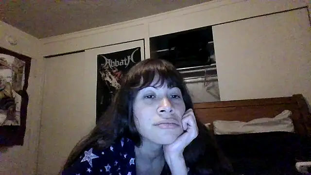 Snapshot of petitedoll29 chatting on 12-06-24, 04:25 petitedoll29 online show from 12-06-24, 04:25