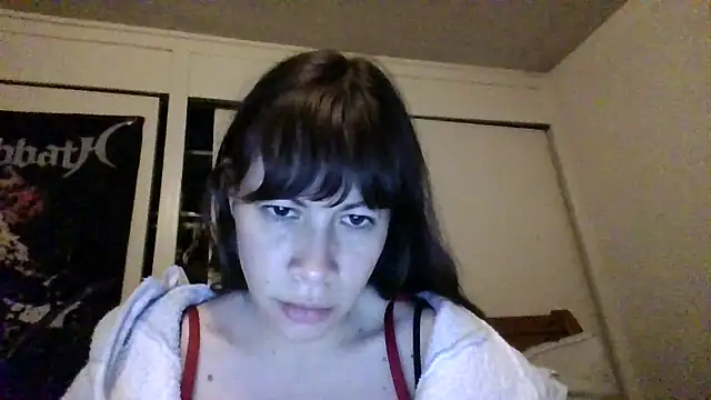 Snapshot of petitedoll29 chatting on 12-17-24, 06:13 petitedoll29 online show from 12-17-24, 06:13