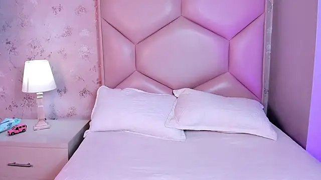 ambar sullivan online show from 11-30-25, 11:36