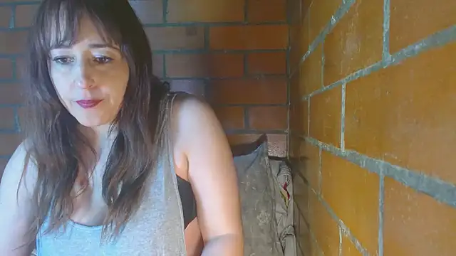 Snapshot of jenniferS_ chatting on 03-09-25, 07:23 jenniferS online show from 03-09-25, 07:23