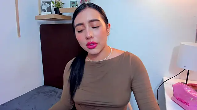 isabella jade online show from 12-27-24, 07:46