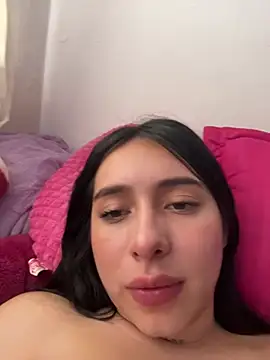isabella jade online show from 12-31-24, 07:51