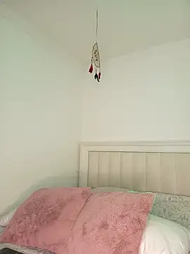 Snapshot of ASHLEY_BLAIR chatting on 11-25-25, 08:20 ASHLEY BLAIR online show from 11-25-25, 08:20