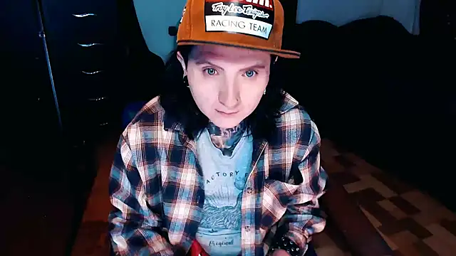 Marieblueeyes online show from 10-16-25, 11:22