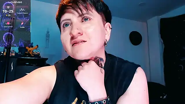 Marieblueeyes online show from 10-22-25, 12:00