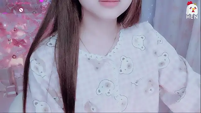 Snapshot of hen237 chatting on 12-16-25, 04:45 hen237 online show from 12-16-25, 04:45