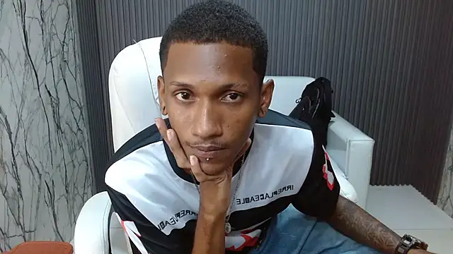 ManSant online show from 10-16-25, 04:41