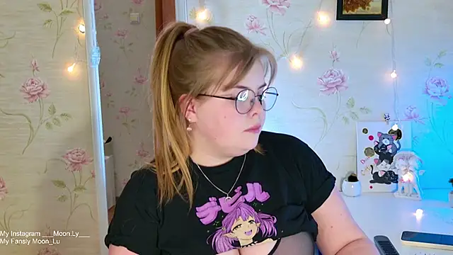 sinnamon  online show from 11-08-25, 04:40