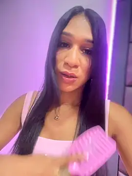 Ashly Miller online show from 10-20-25, 07:36