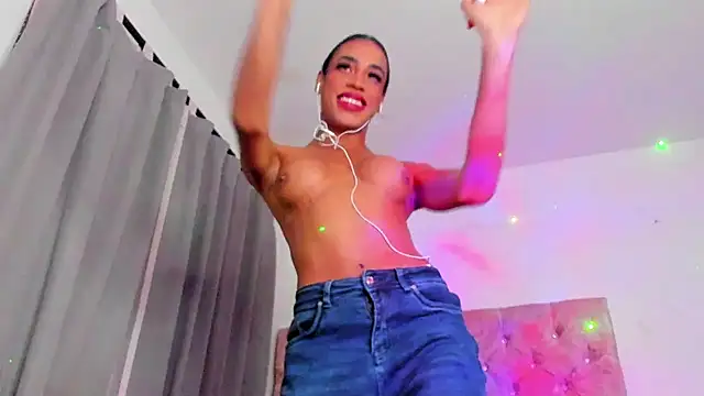 KatalinaMillan online show from 01-08-26, 01:52