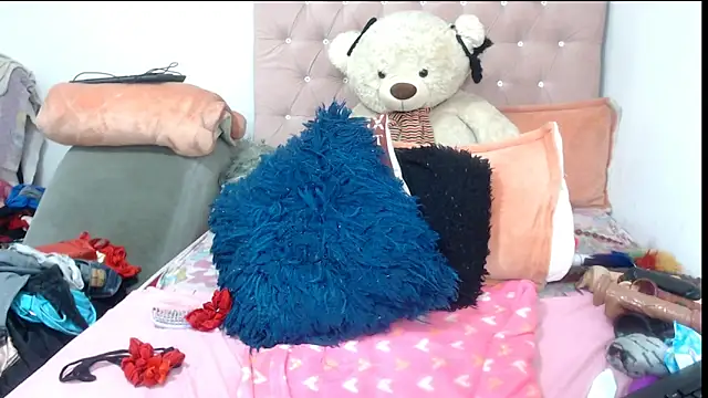 Snapshot of Negrabig chatting on 02-14-26, 03:03 Negrabig online show from 02-14-26, 03:03